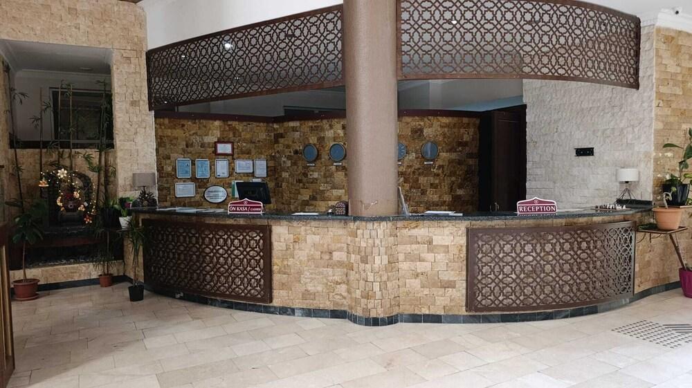 Elitium Thermal Hotel & Spa