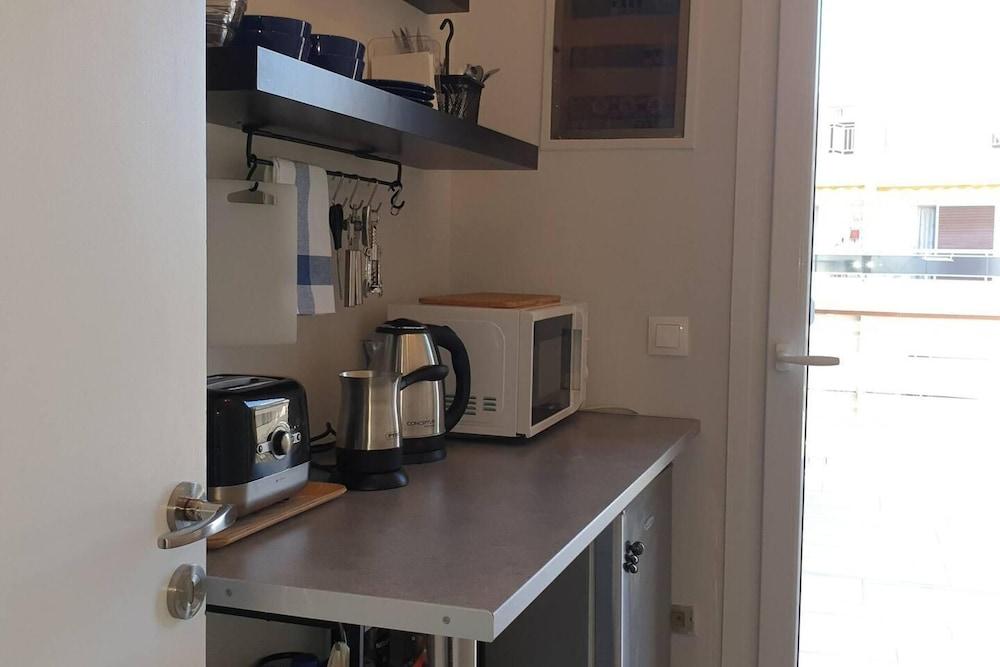 Rooftop Studio Apt - Metro Cholargos - 5 Min Walk