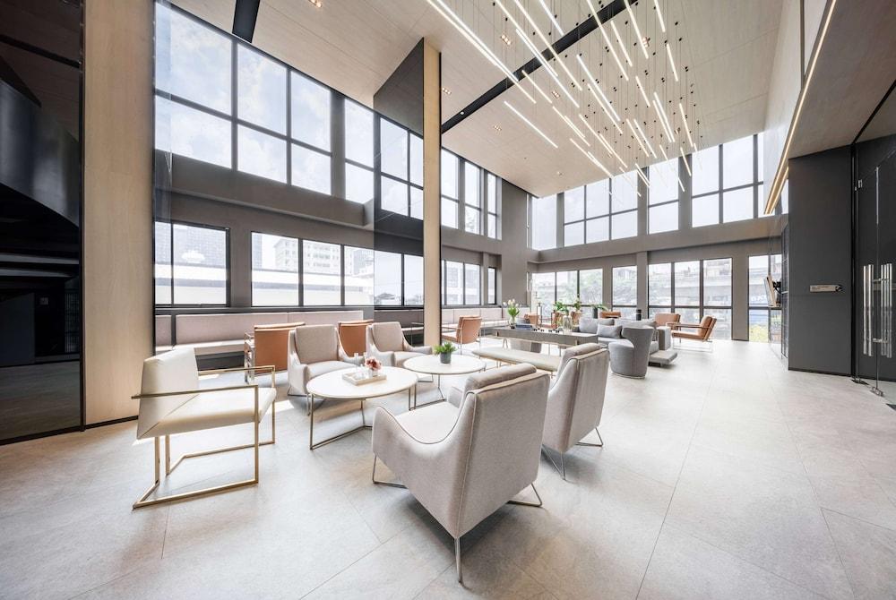 Ramada by Wyndham Bangkok Sukhumvit 87