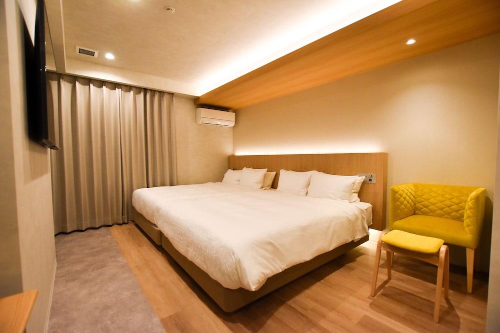 Randor Hotel Hiroshima Prestige