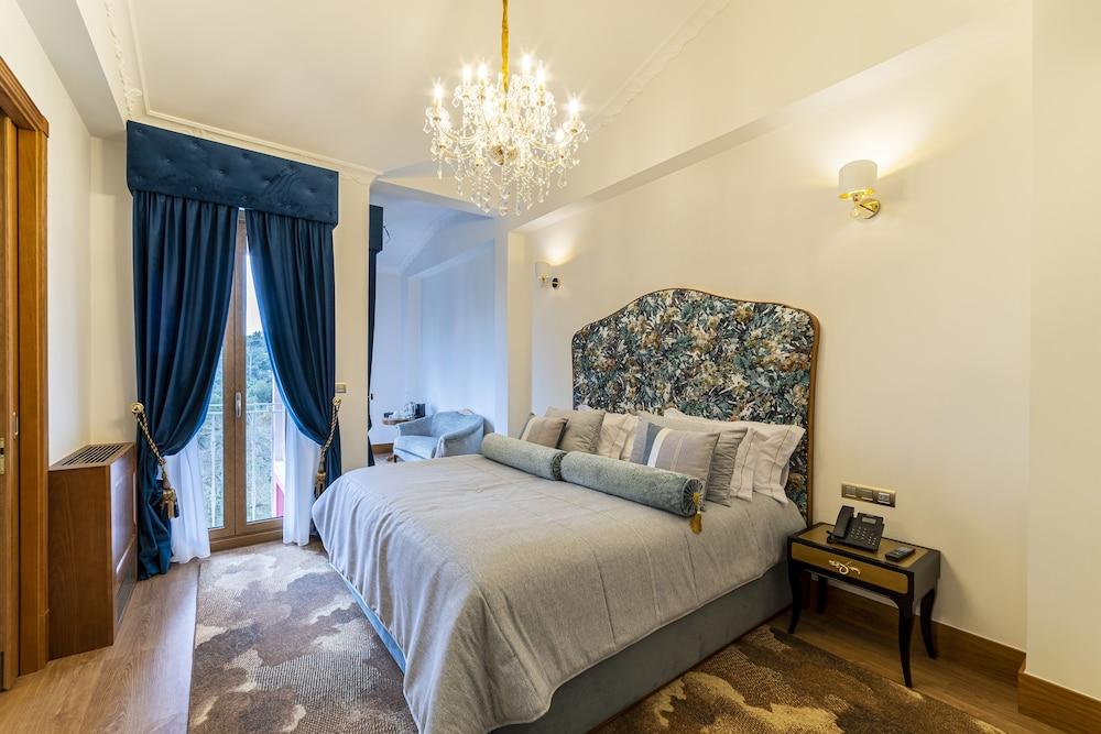 Sintra Marmoris Camelia