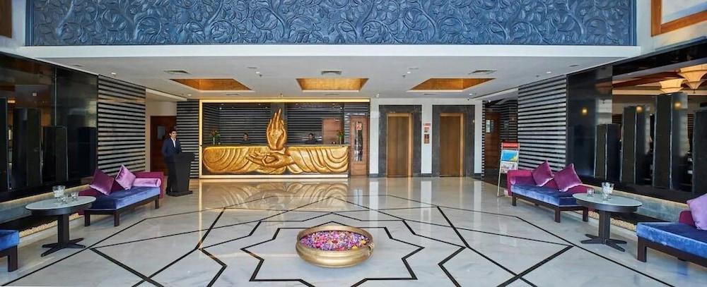 Eskay Resorts by muza