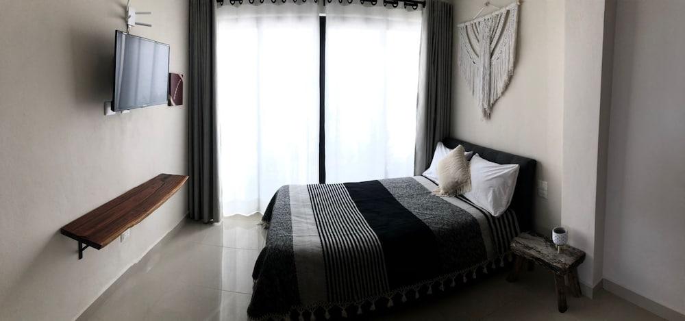 Casa Luz Downtown Apartments Tulum