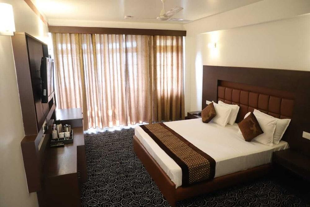 Jewel Himalayan Heights