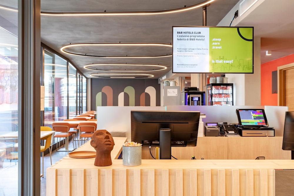 B&B Hotel Genova City Center