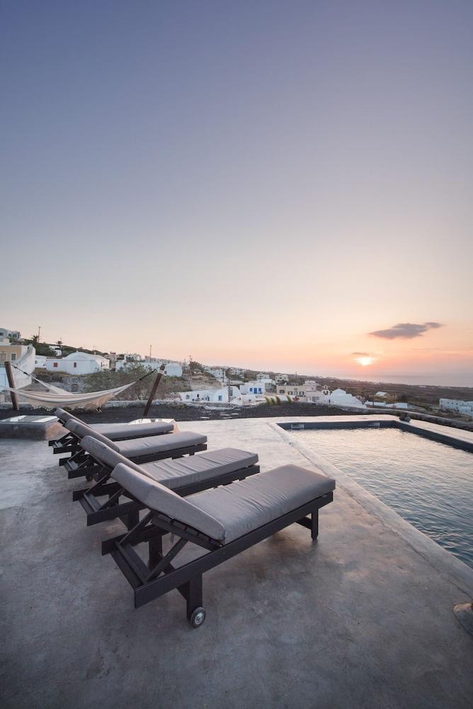 Three Caves - Villa With Private Pool Sea View