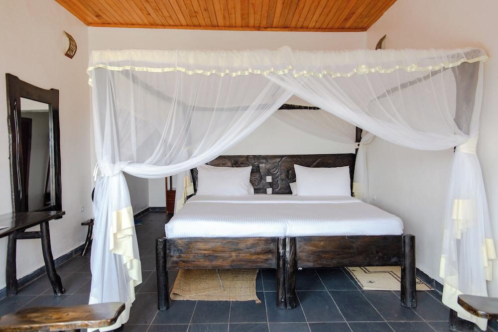 Room in Lodge - Rushel Kivu Resort Kayove