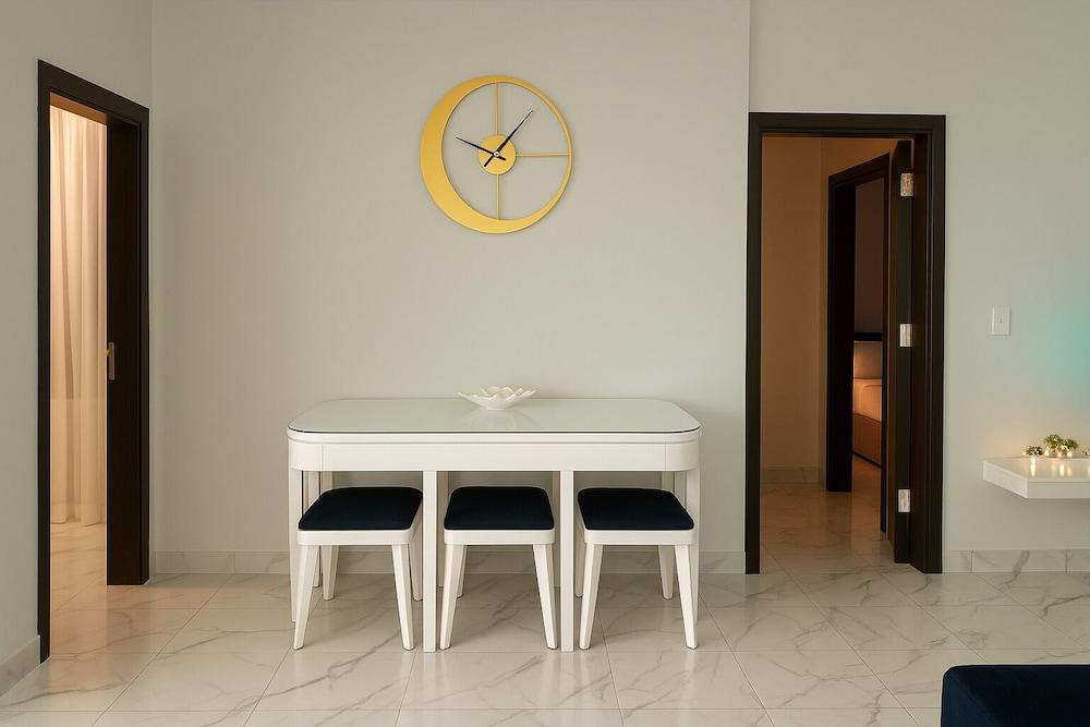 Smart Location Apartment