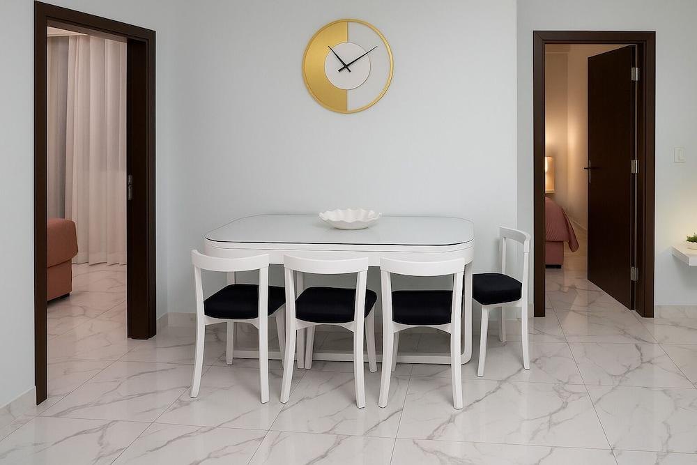 Smart Location Apartment