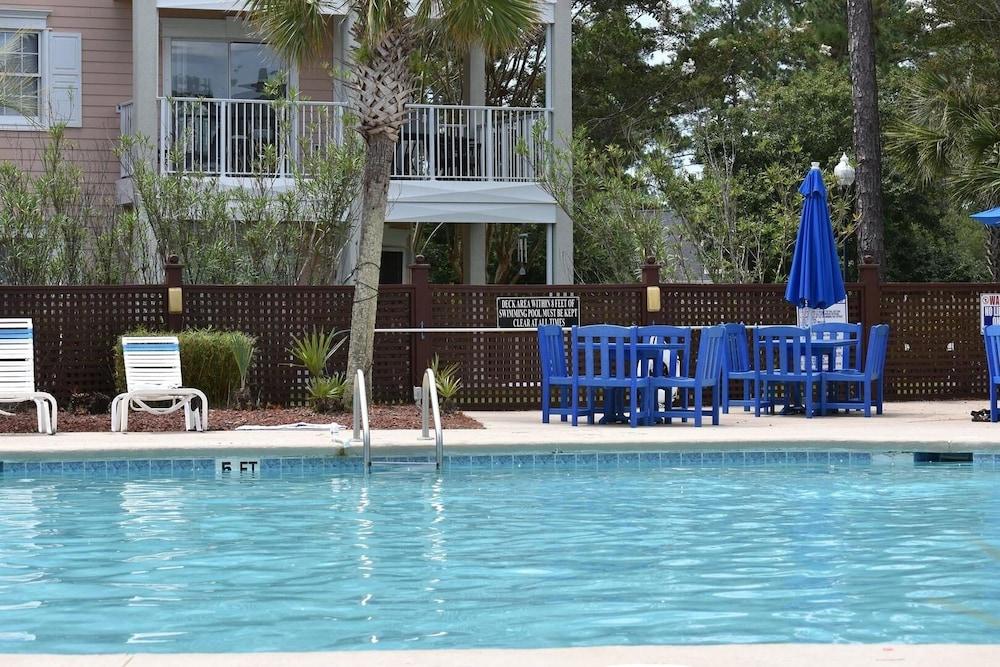 Brunswick Plantation Studio Unit 604l With Outdoor Pool and 27 Hole Golf Course Onsite by Redawning