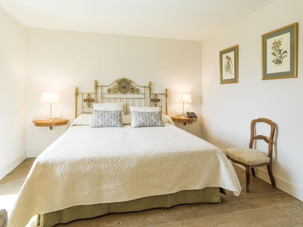 Hospedium Hotel La Lozana