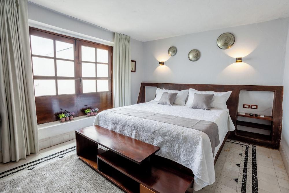 Kuxtal Hotel Boutique