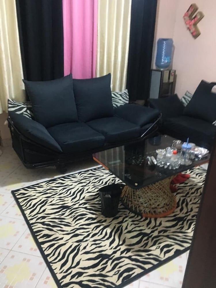 Stay.Plus TRM Deluxe Apartments