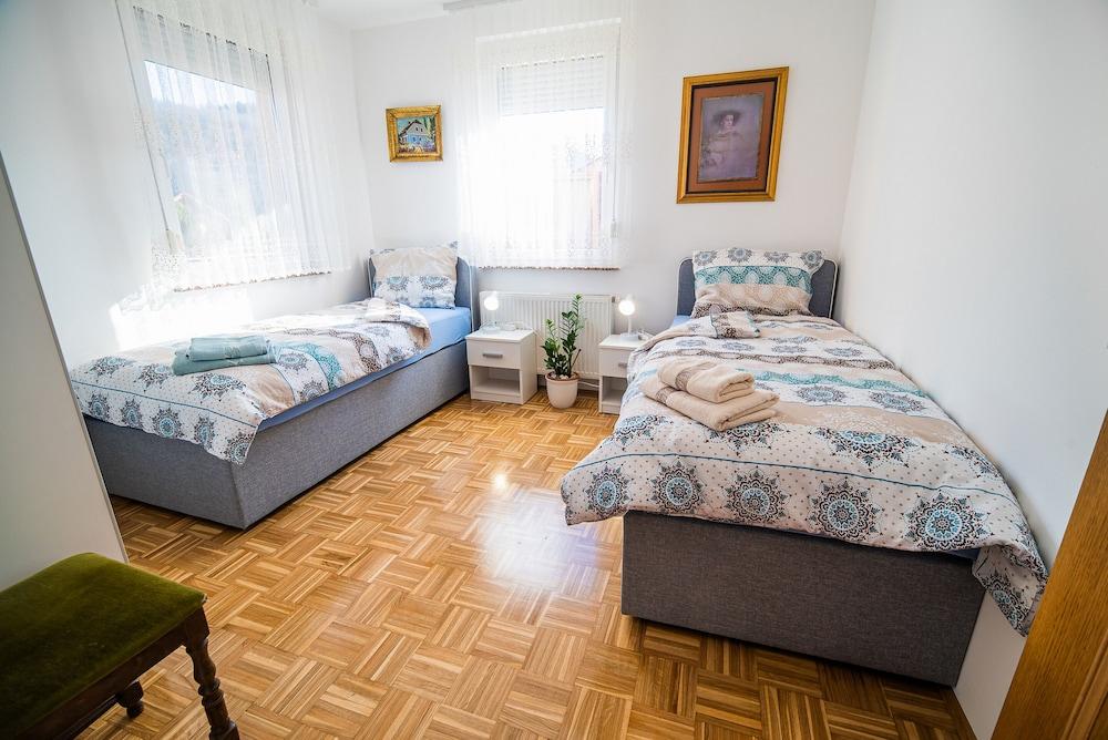 Apartments Želimlje