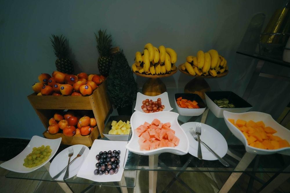 Nour Al Thuria Hotel