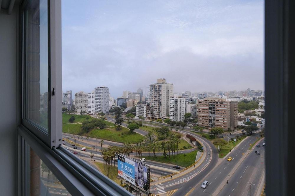 Spectacular 3BR 2BA Parking