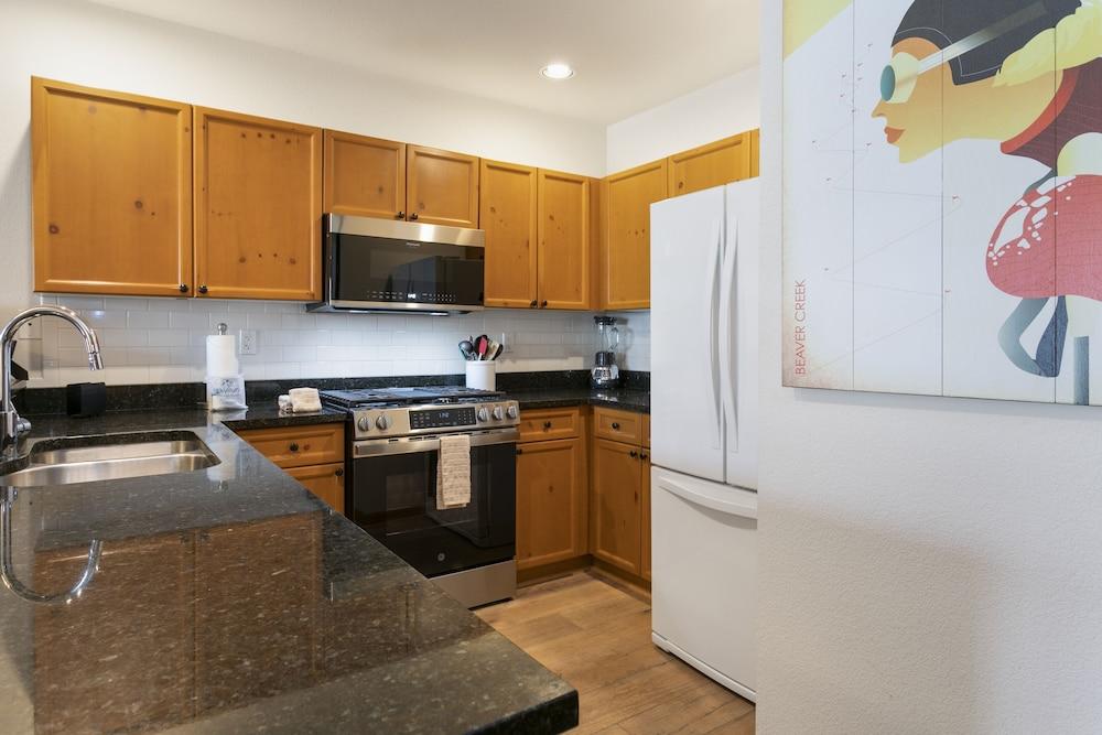 320 Chapel Square 2 Bedroom Condo by RedAwning