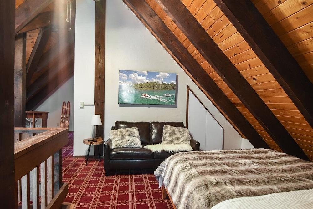 Modern Rustic Retreat