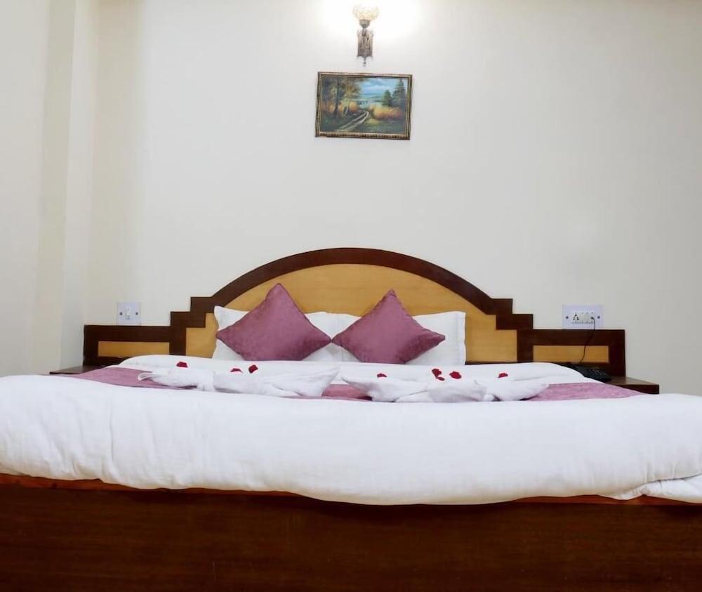 New Ambika International