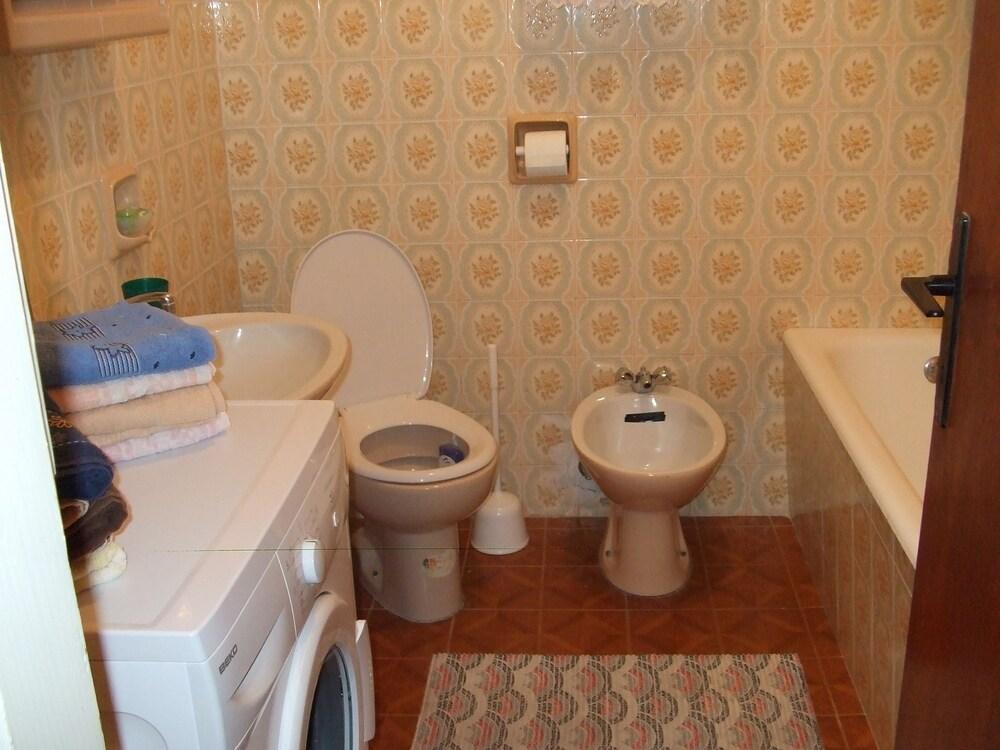 Ana - Private Parking - A1 1.kat