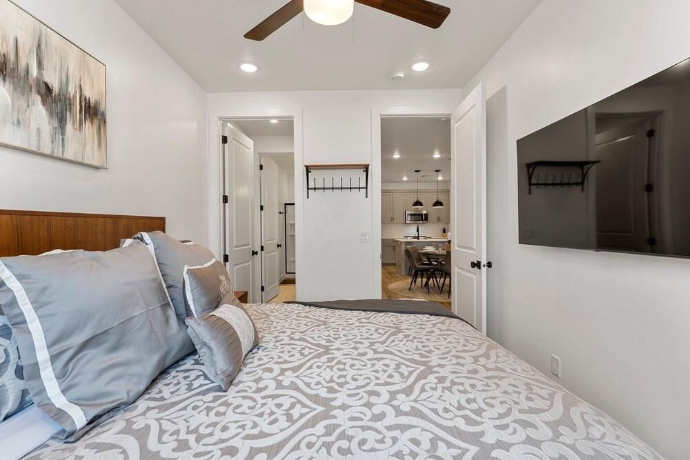 Paddle, Play, & Stay Retreat #97