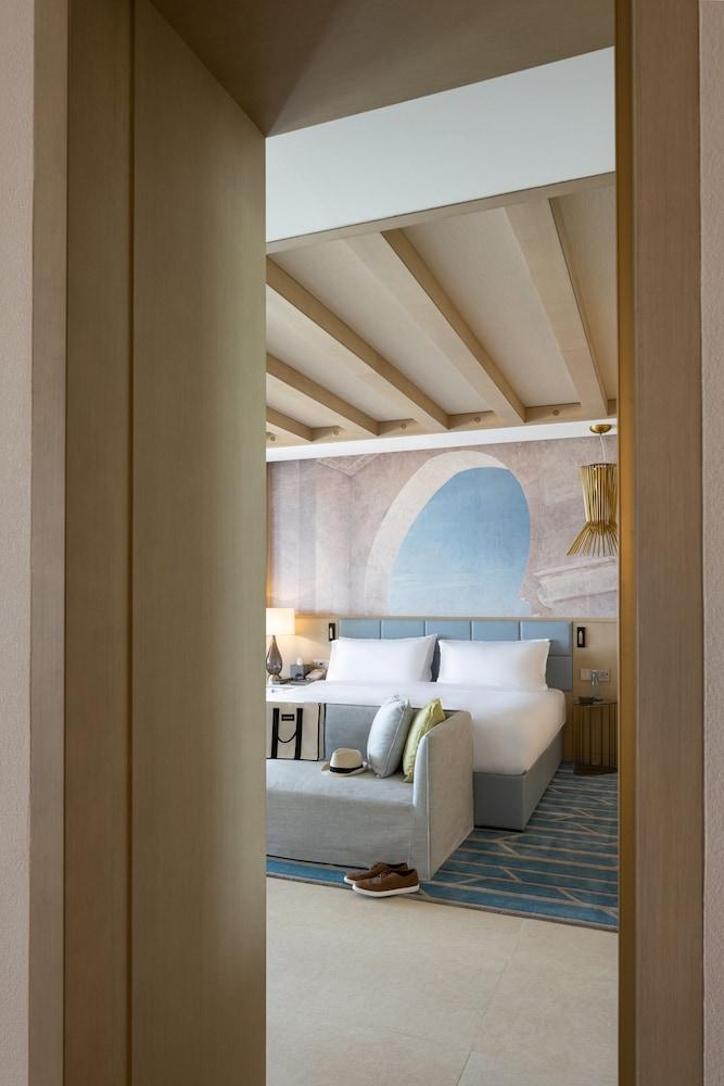 Jumeirah Gulf of Bahrain