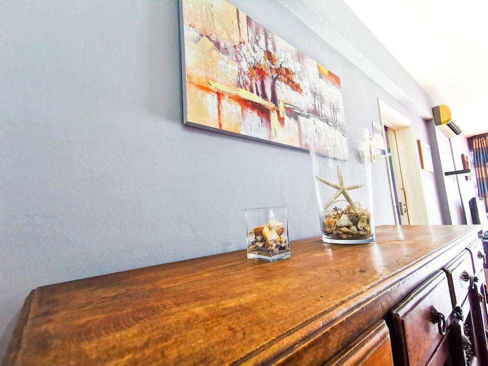 Sun Kissed Apartment