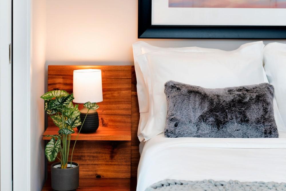 Luxury Apartments by Hyatus at Pierpont