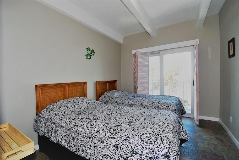 Aquarius Condo Unit 207 2 Bedroom Condo by RedAwning