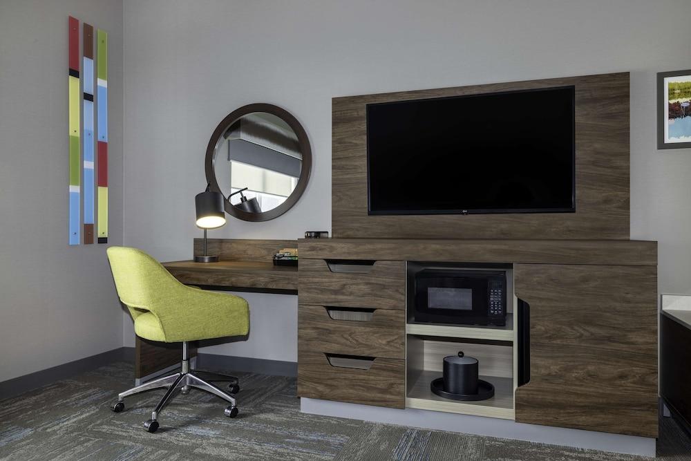 Hampton Inn Midland, On