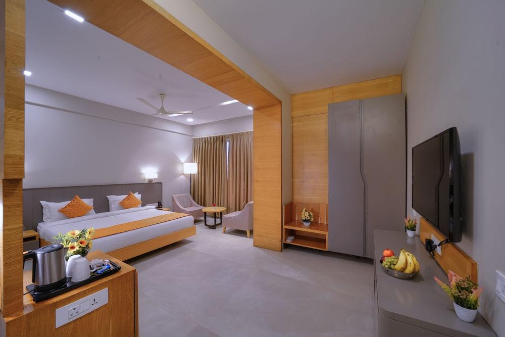 Wingston A TreeHouse Hotel Barsana