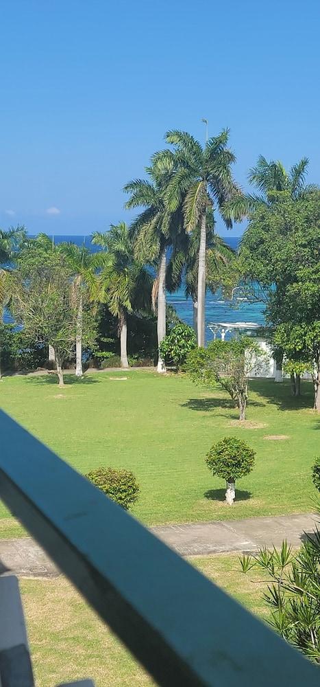 Seacastles Exclusive Vacation  Rentals