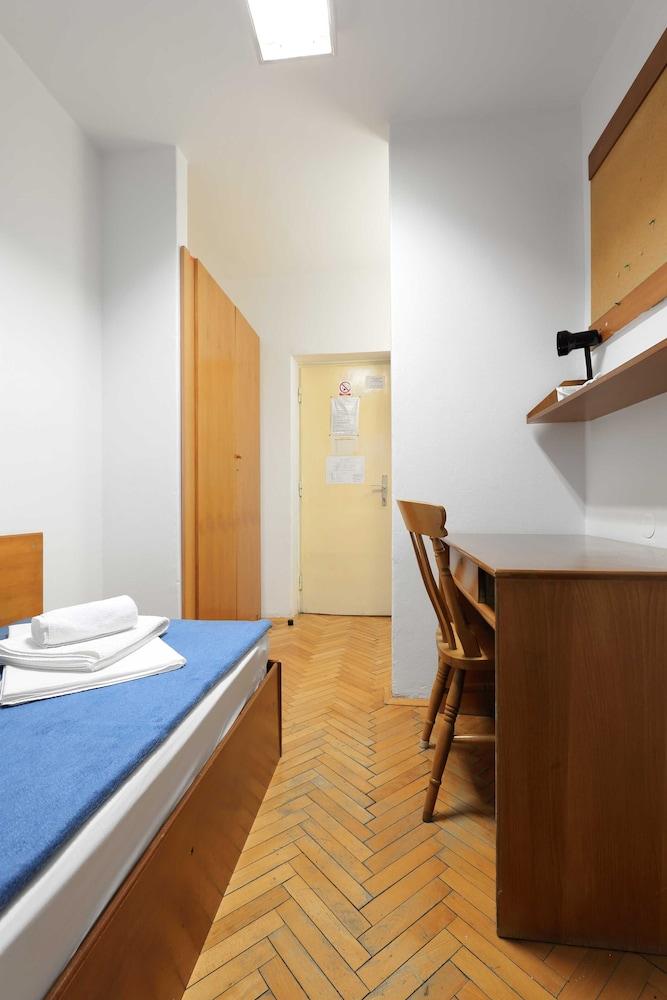 Student Dormitory Rooms Ivan Goran Kovacic