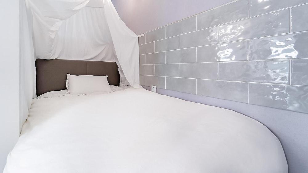 Chungnam Cheongyang Kongmaea Poolvilla