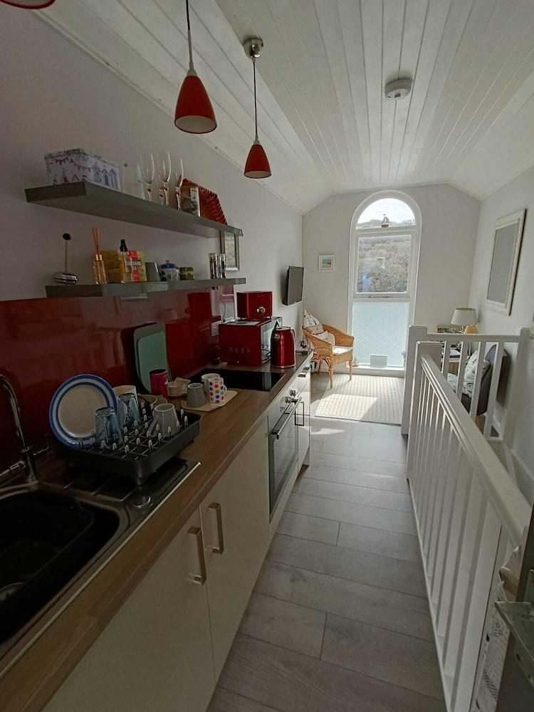 Beautiful 1-bed Riversi Cottage Located in Malpas