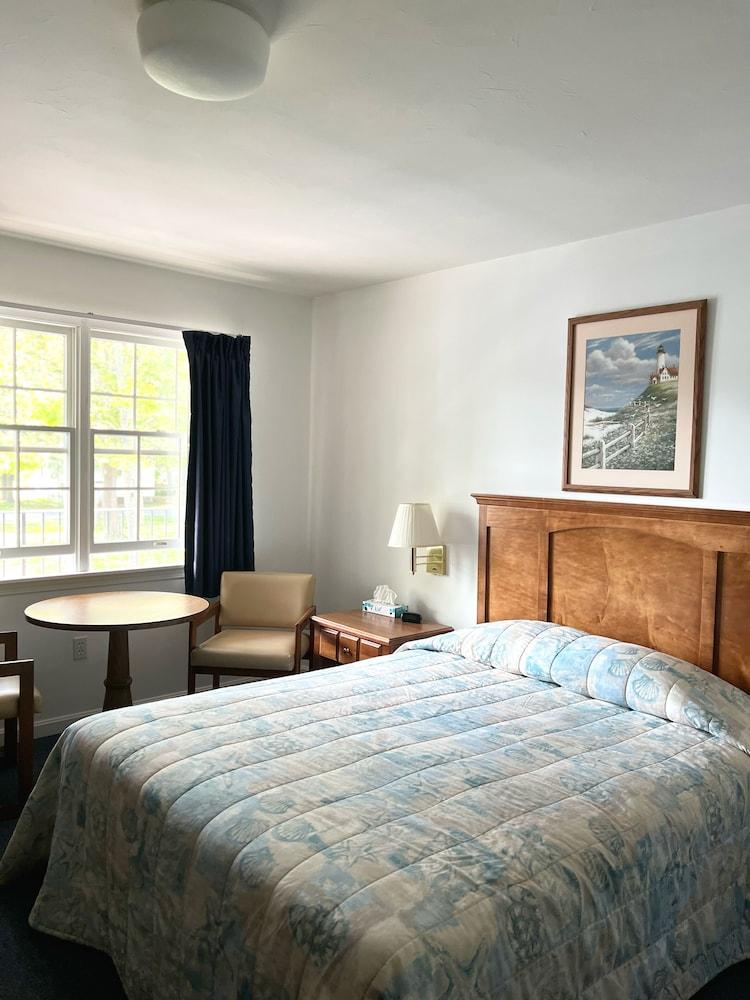 Bourne's Ocean Acres Ogunquit