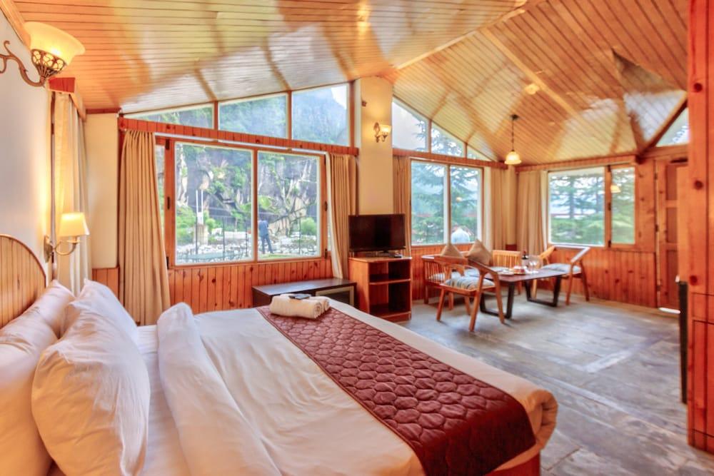 PARADISE - The Whitehouse Cafe