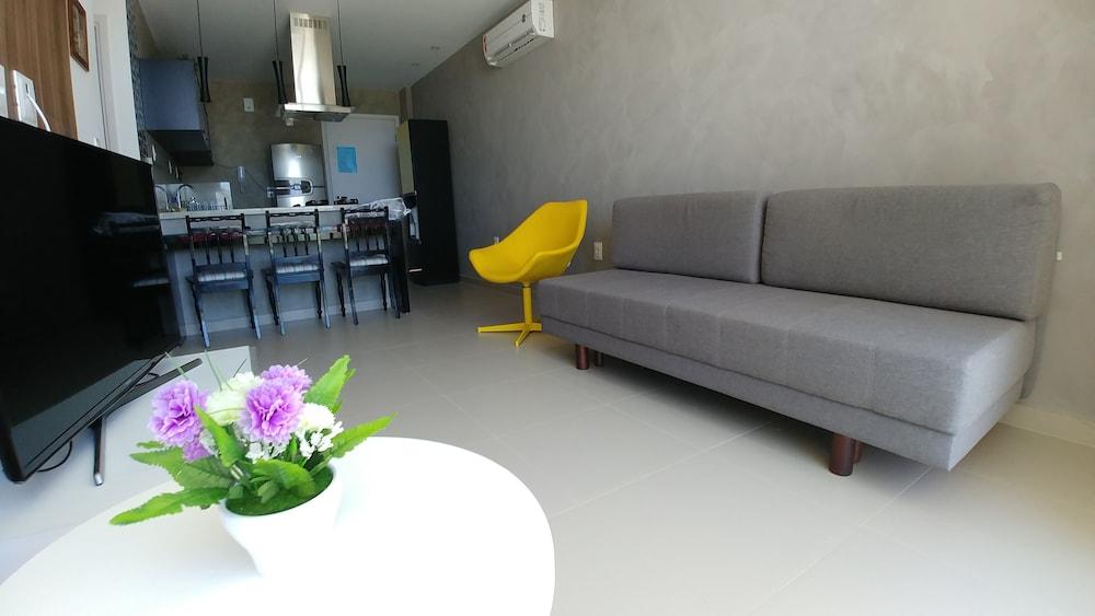 Areias do Mar | Charmoso e com Varanda A318