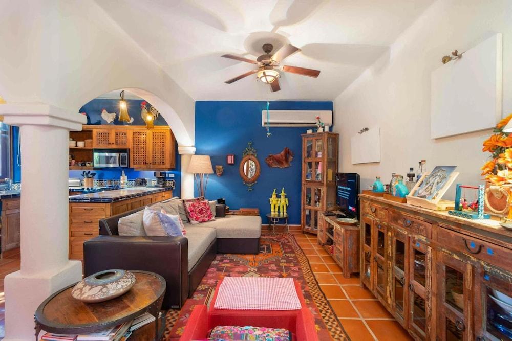 Casa Milagro by Casago