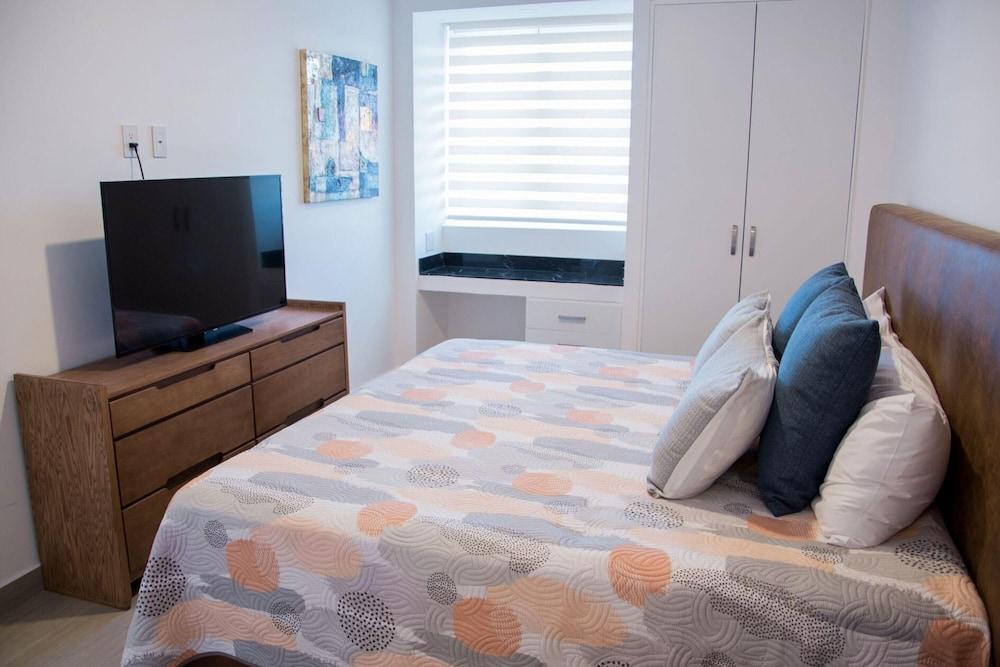 Real View Towers W208 by Casago