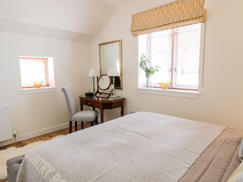 Gate Lodge, House of Binns