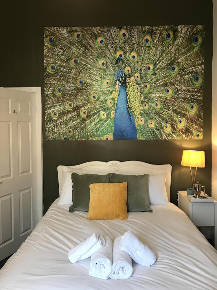 Stylish 3-bed Preston Home for Relaxing Comfy Stay