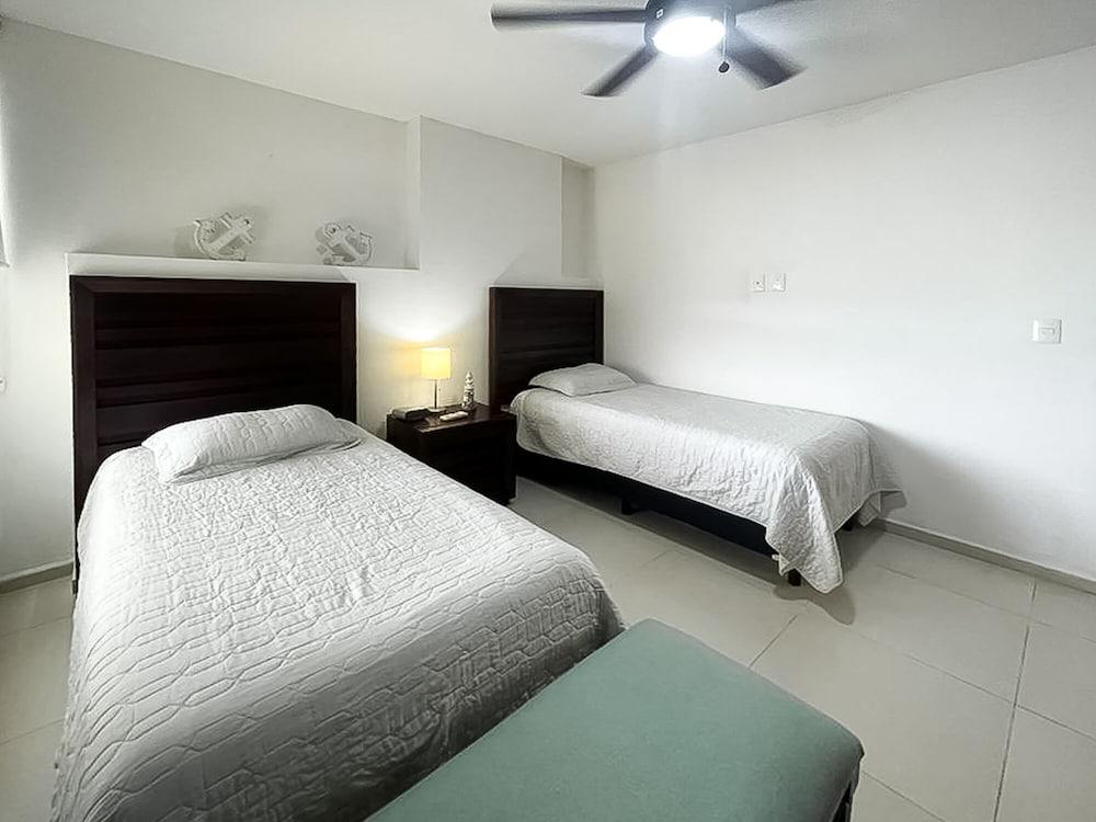 AMARA Beachfront Apartments by The Sea