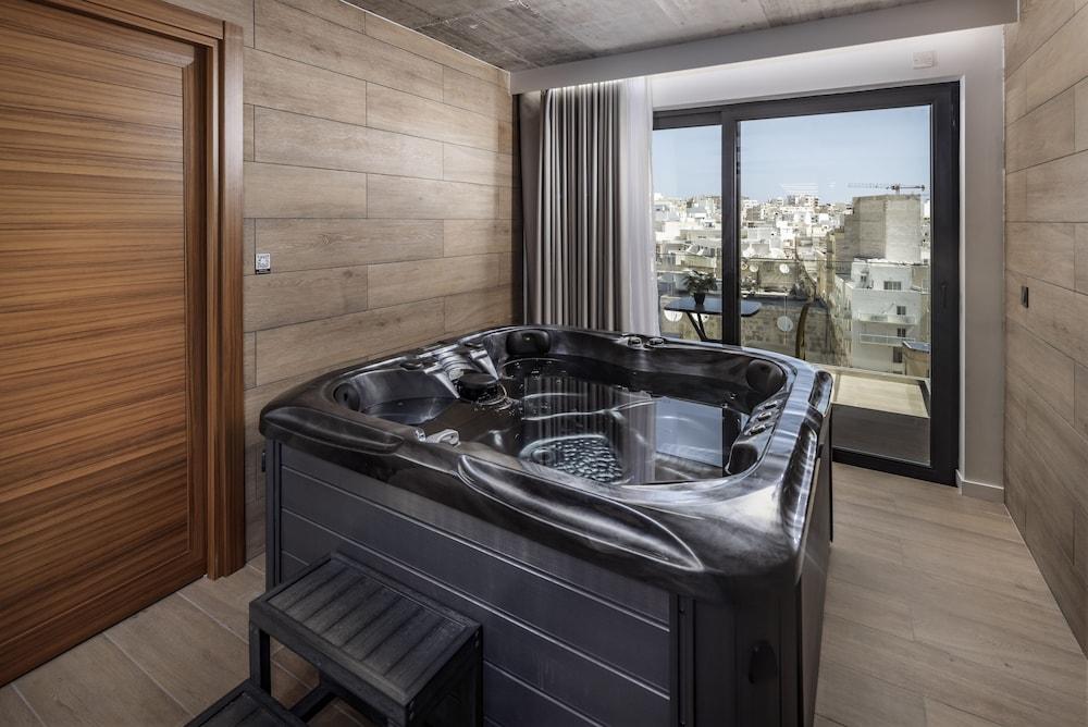 Grands Suites Hotel Residences & SPA