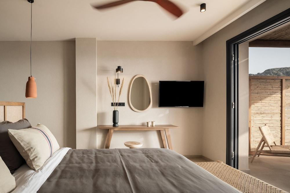 KYMĀNI Boutique Hotel & Suites