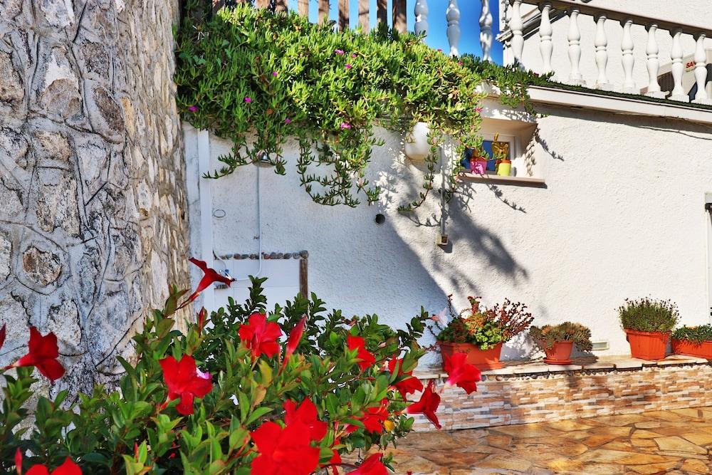 La Torretta Sulla Costa 1