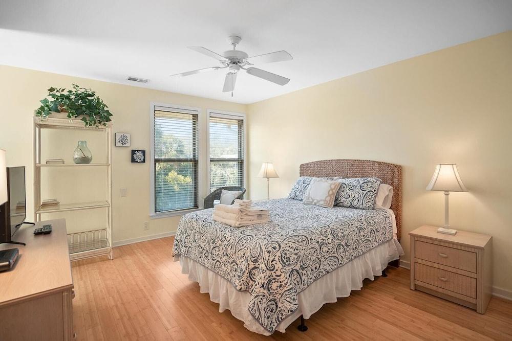 112 Capt John Fripp Villa