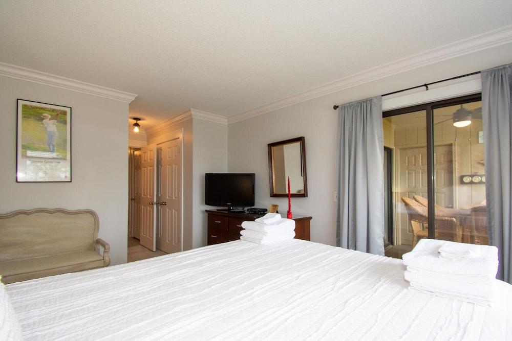 171 Beach Club Villa