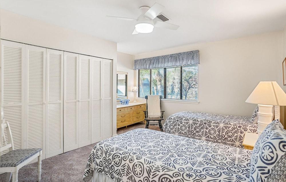 411 Capt John Fripp Villa