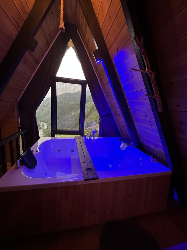 Puleri Suit Bungalow